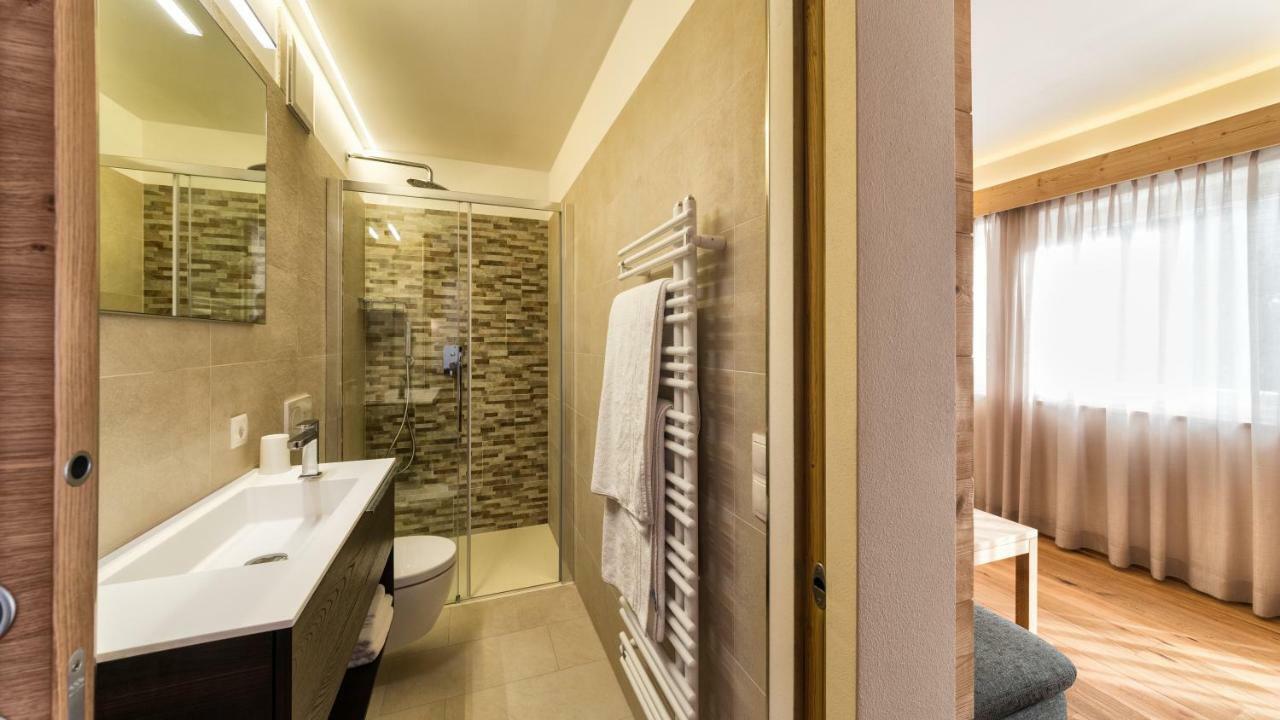 Alma Mountain Residence Dobbiaco Ngoại thất bức ảnh